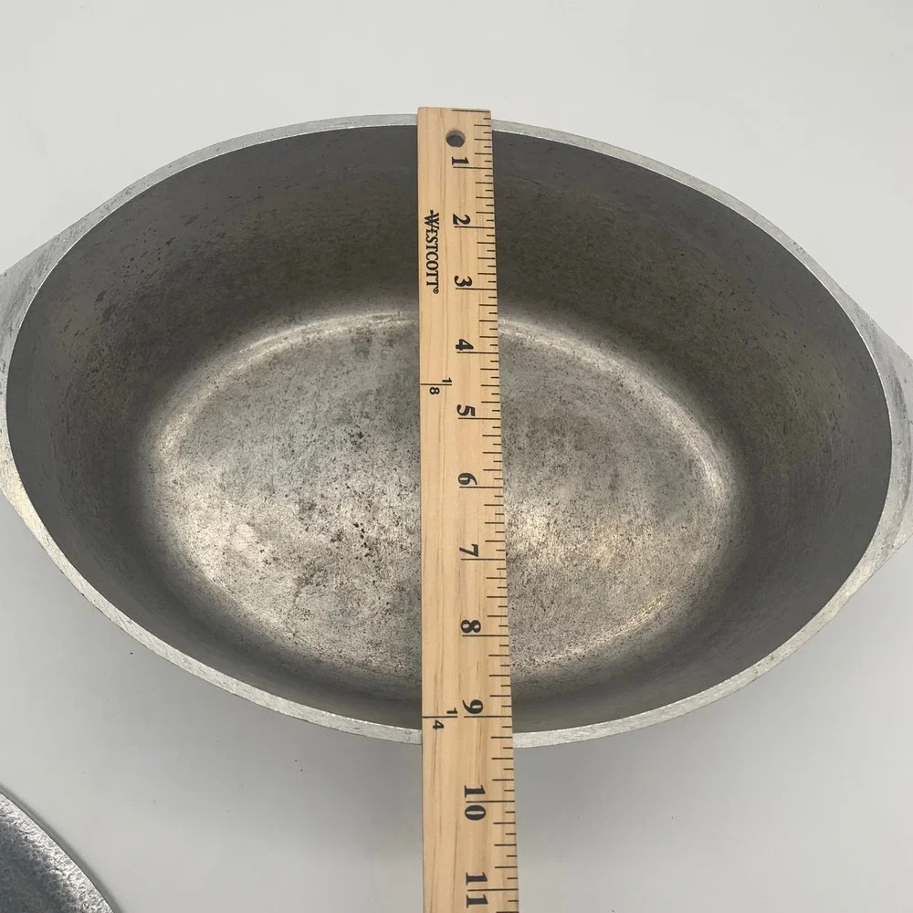 Club Aluminum Dutch Oven 15 Inch Silver Hammered Cast Aluminum Oval Roaster Lid